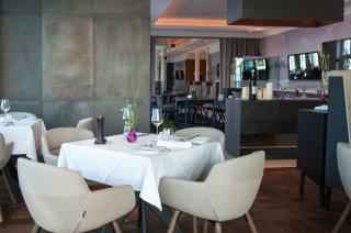 FONTANA_Restaurant_Einzeltisch